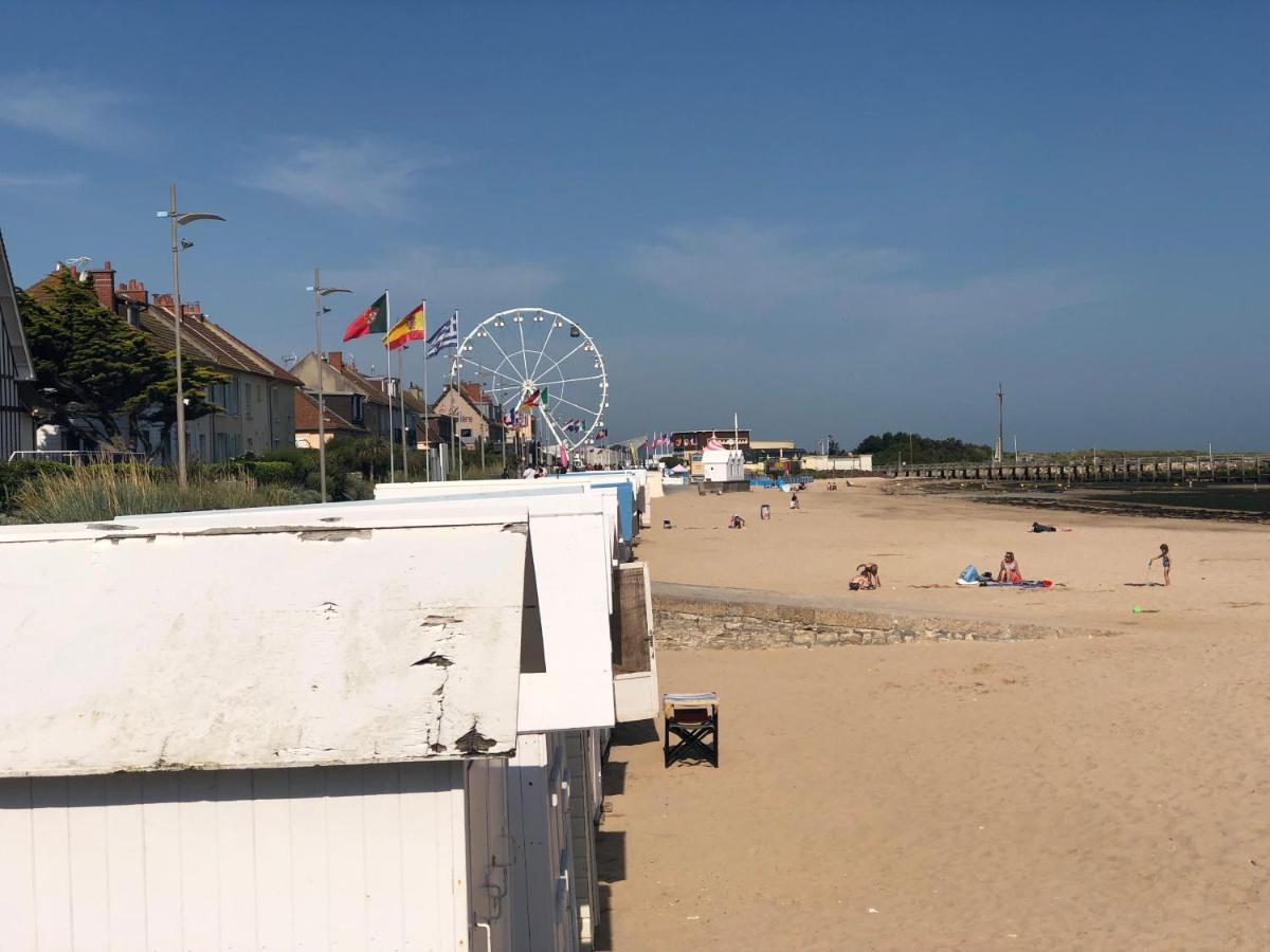 Le 84 Courseulles-sur-Mer Exterior foto