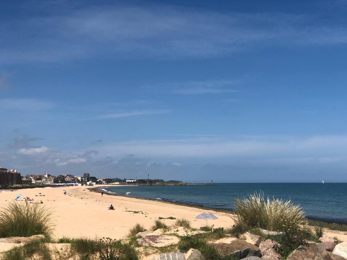 Le 84 Courseulles-sur-Mer Exterior foto