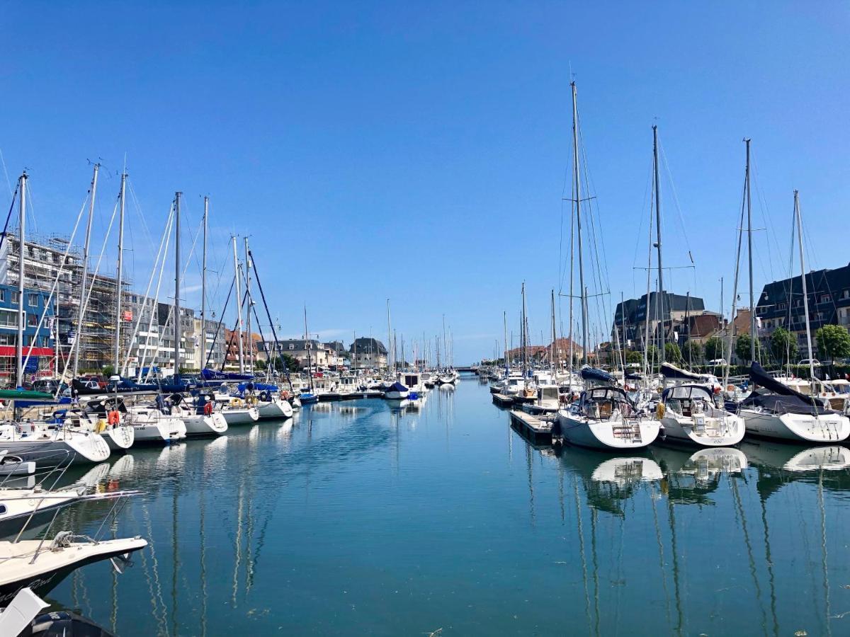 Le 84 Courseulles-sur-Mer Exterior foto